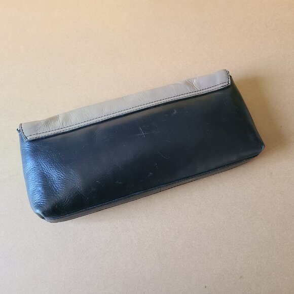 Classy Leather Clutch Purse - Picture 2 of 6